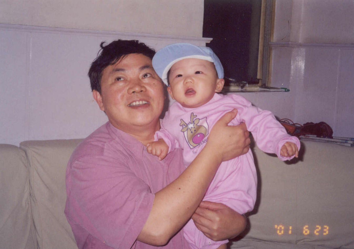 q20010623-5.jpg
